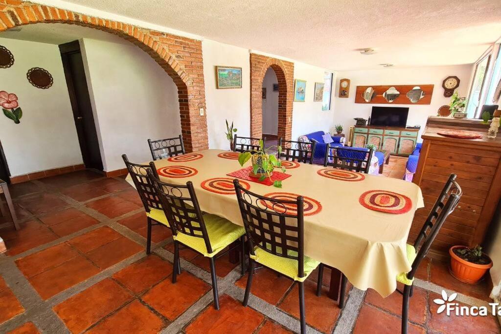 Finca Taino. Hermosa Casa Con Alberca Jiutepec Bagian luar foto